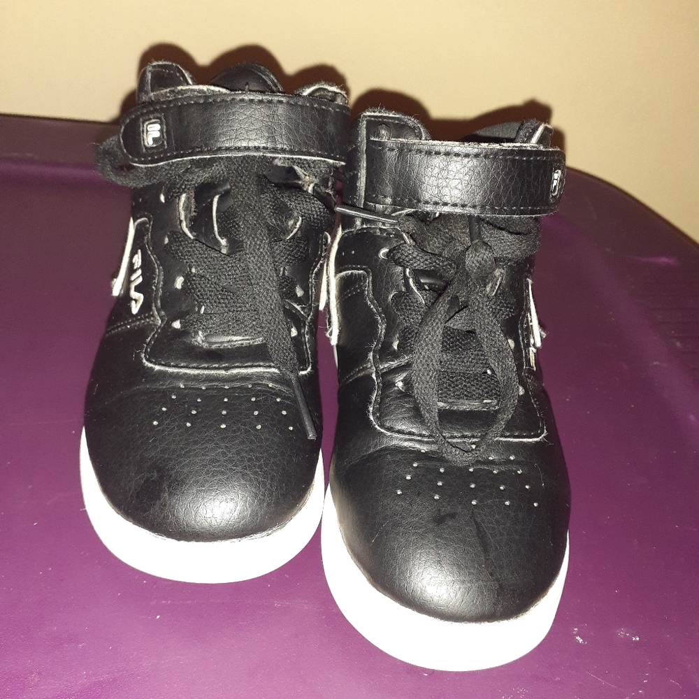 Toddler sneakers